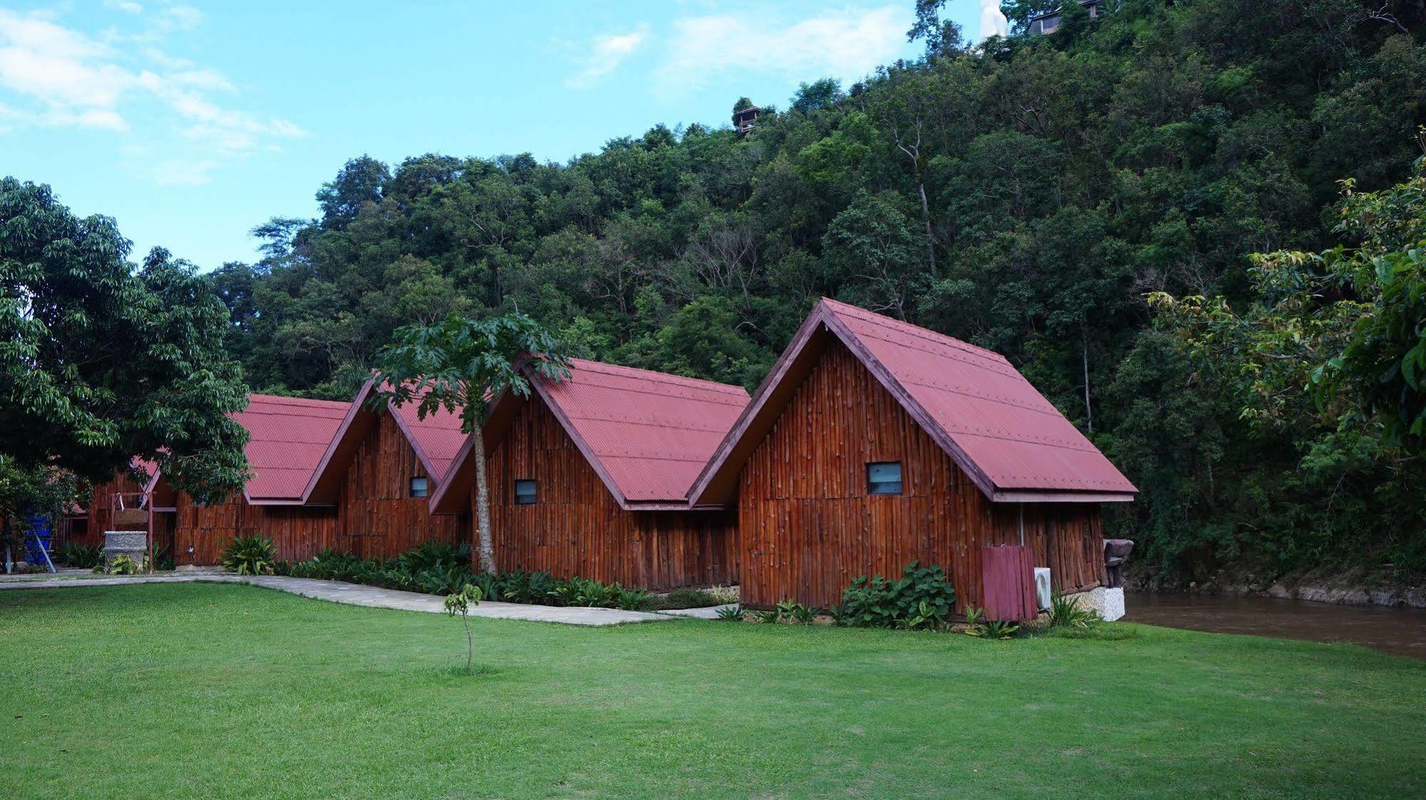 Mae Ai Khun Mai Baan Suan Resort מראה חיצוני תמונה